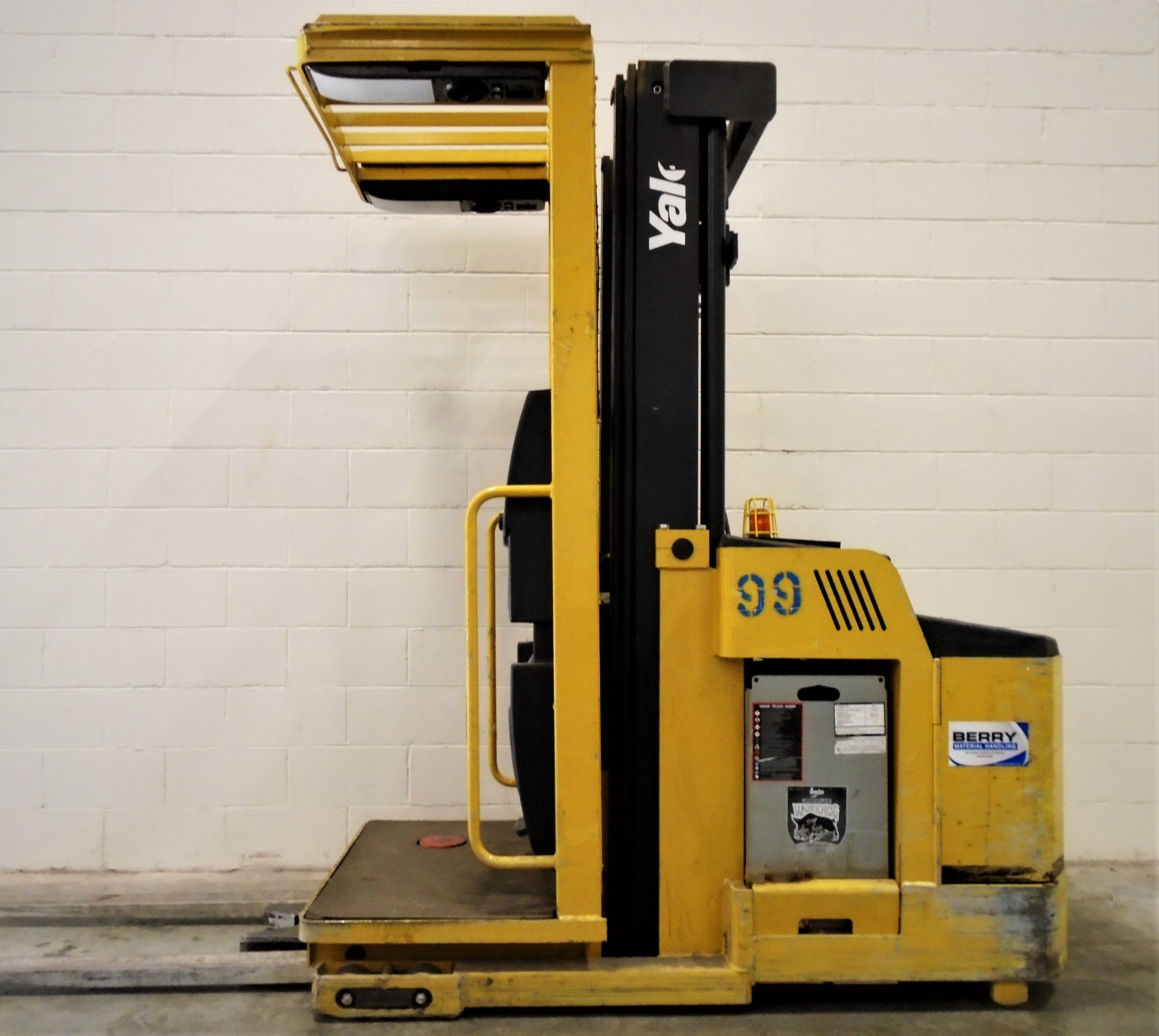 Berry Material Handling New & Used Forklifts Warehouse Supplies in KS